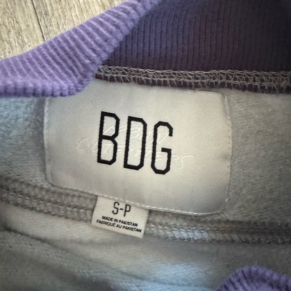 Urban Outfitters BDG London Stripe Sweatshirt - Picture 3 of 6